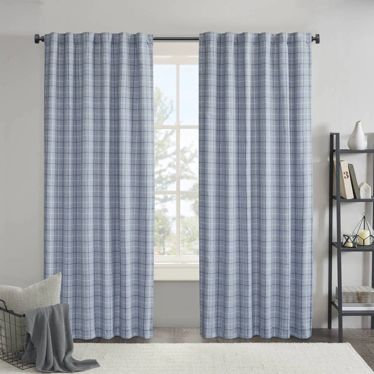1PC 50x84" Plaid Rod Pocket and Back Tab Curtain Panel with Fleece Lining